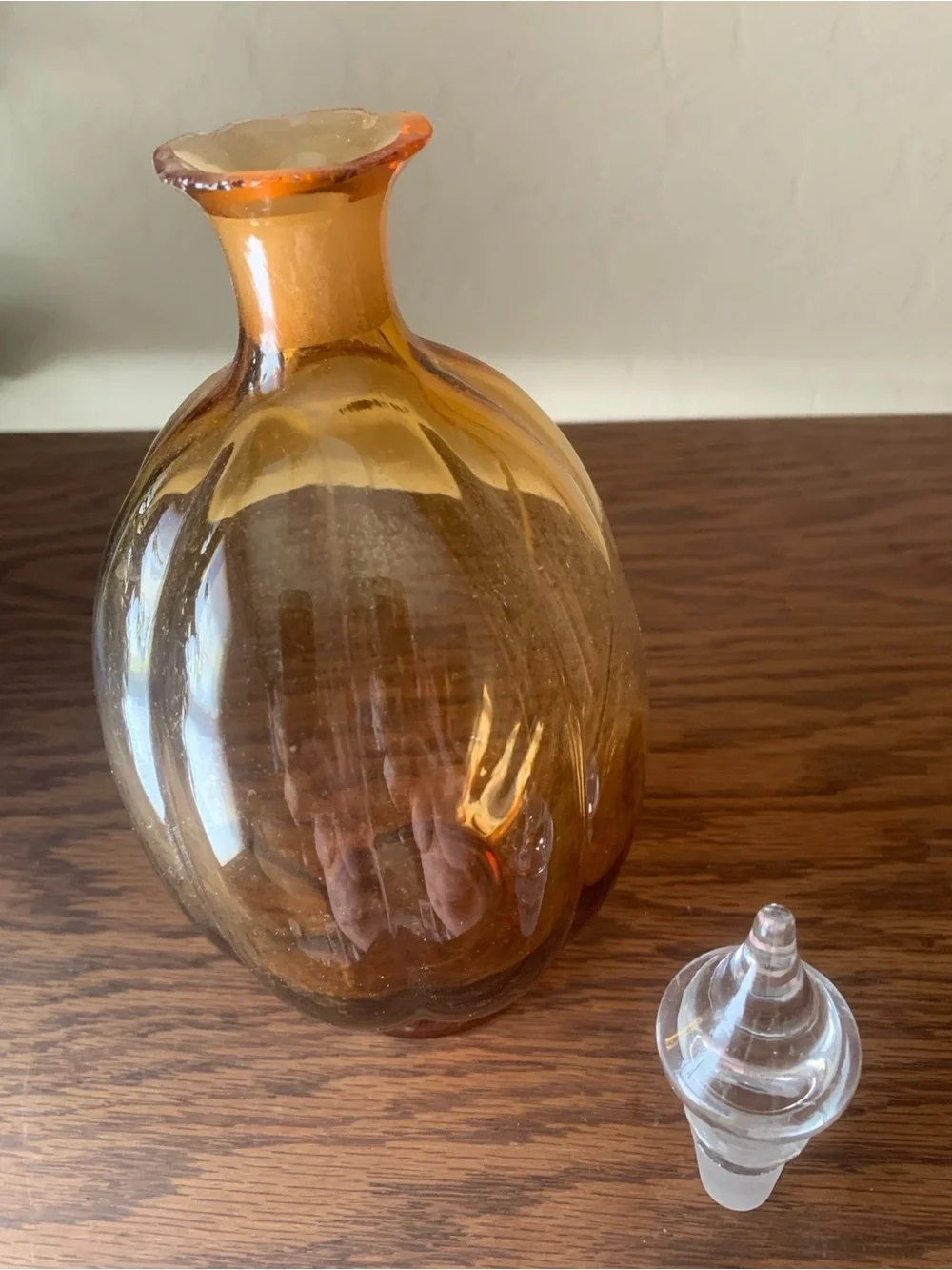 Amber Ribbed Glass Decanter with Clear Stopper